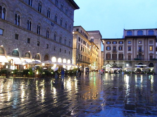 雨のフィレンツェ・シニョリーア広場